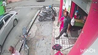 Man Gets Stabbed During Fight In Dominicann Republic