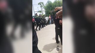 Sicario Captured and Mercilessly Beaten by Victim's Family & Neighbors
