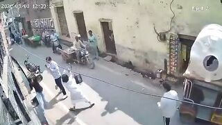 Cleric beaten by mob, sent to hospital in India