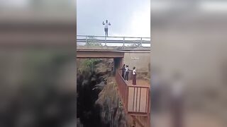 Kenyan Diver Jumps To His Death