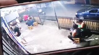 One Dead Four Injured After Armed Attack In Ecuador