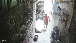 Rage-Fueled Drunk Goes Berserk, Stabs Sanitation Worker Over and Over Until Dead