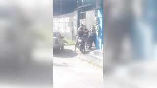 Screaming Dude Gets Clubbed After Failed Motorcycle Theft