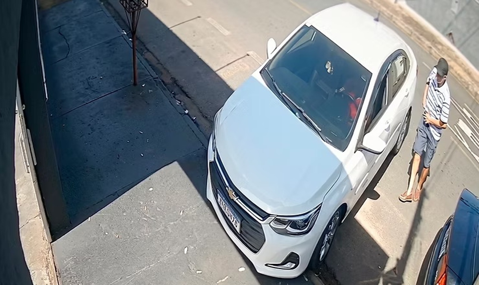 Man Shoots EXGF at Close Range Through Window – Won’t Take “No” for an Answer
