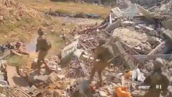 2025 Footage: Israeli Soldiers Ambushed By HAMAS In Khan Younis