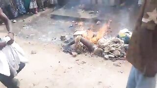 A man lynched and burned alive after accusations of "disappearing genitals" in Congo