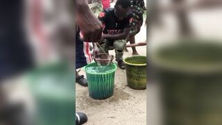 Villagers Found A Funny Way To Torture A Thief