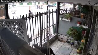 Gang Chase Ends in Savage Beating and Point-Blank Headshot