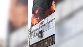 Man tries to escape fire in Kazan
