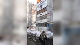 Man tries to escape fire in Kazan