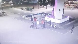18-Year-Old Gunned Down with 3 Bullets in Middle of Wild Fight