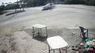 A short compilation of relaxing accidents