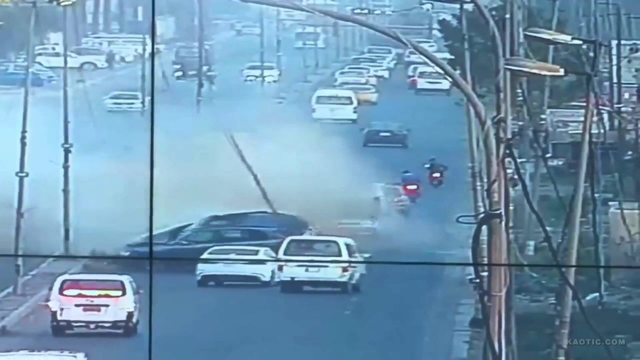 A short compilation of relaxing accidents