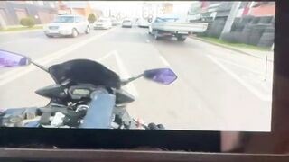 Motorcyclist Speeds Between Lanes at Full Throttle — Records His Own Horrific Death