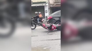 Women And Motorcycles Dont Mix
