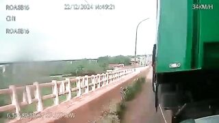 Attorney Releases Shocking Footage of Brazil's JK Bridge Collapse That Killed 10