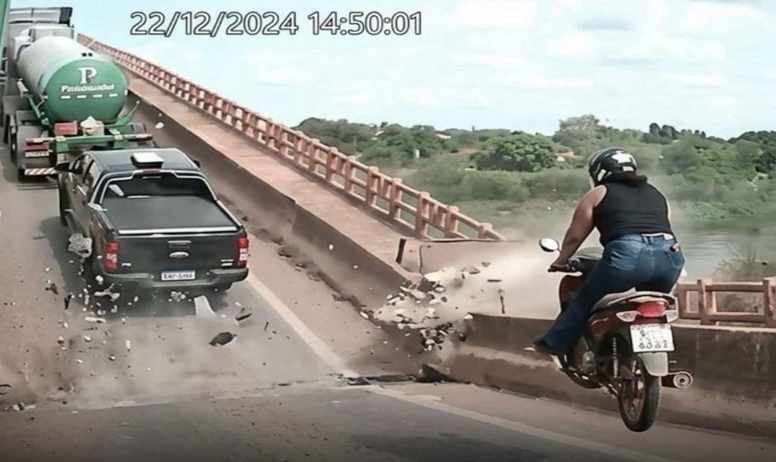 Attorney Releases Shocking Footage of Brazil's JK Bridge Collapse That Killed 10