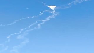 Various USA Patriot missiles intercepting Iranian missiles