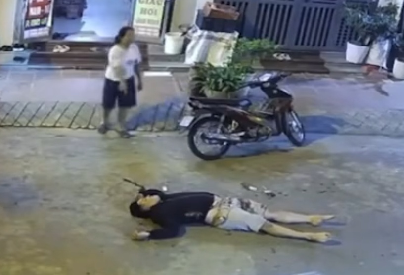 Security Camera Captures Heartbreaking Moment: Man Jumps to His Death from 17th Floor