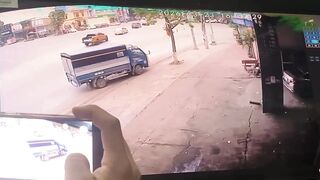 Moped Rider Gets Caught By A Huge Truck