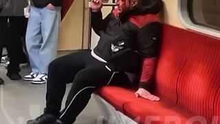 Brutal fight in the Kiev subway