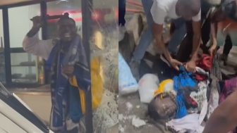 Drugged Hammer-Wielding Sicko Attacks Police And Gets Brutalized By Mob