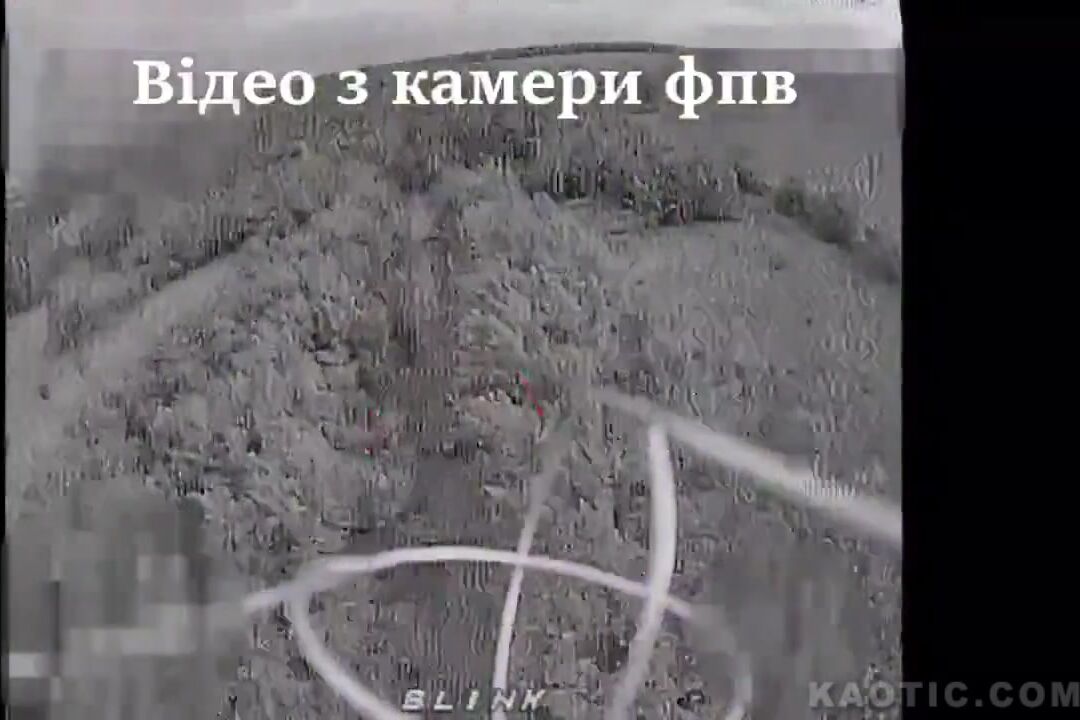 Violent Ukrainian FPV drone strike on Russian Army bikers.