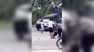 Dude Suffers A Seizure After Motorcycle Accident