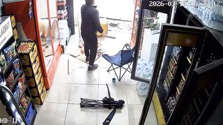 They Tried To Rob A Wrong Liquor Store