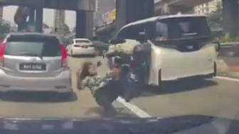 Woman Distracted By Phone Seriously Injured By Motorcycle