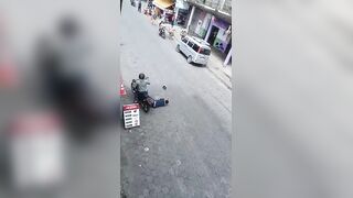 Man Shoots Thugs Who Tried To Rob Him Killing One