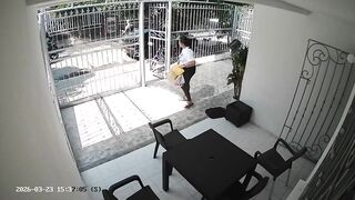 Merchant Fights Back, Takes Bullet to the Chest in Brutal Gold Chain Heist