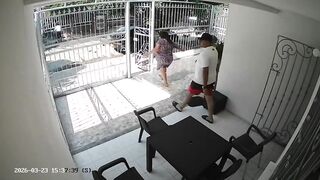 Merchant Fights Back, Takes Bullet to the Chest in Brutal Gold Chain Heist