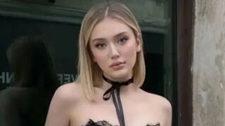 Turkish Influencer Jumps To Her Death