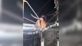 Stupid girl collapses with basketball hoop