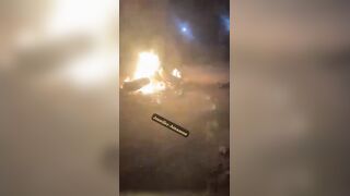 Motorcyclists Catch Thief, Run Him Over, Stone and Burn Him Alive