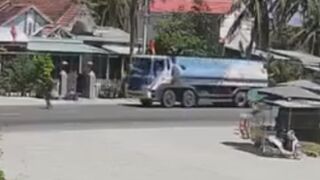 Skip To 0.45 To See How A Woman Getting Killed By Tanker Truck