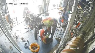 Hitman Cold-Bloodedly Executes Two Mechanics in Their Workshop Over Refused Extortion
