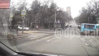 Tragic accident of Mercedes G with Toyota (2 views)