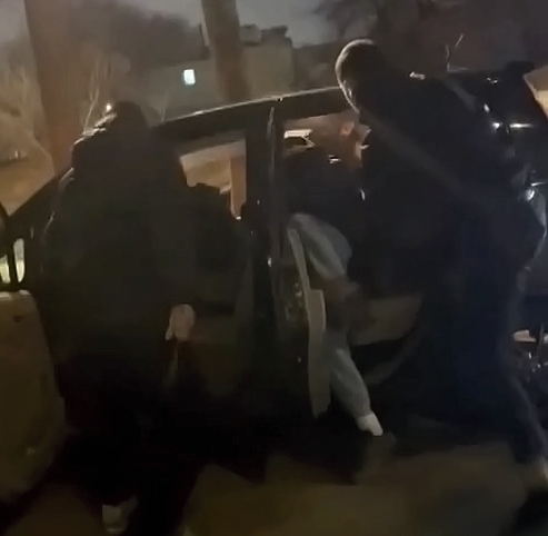 Brutal beating in Vladivostok (two views)