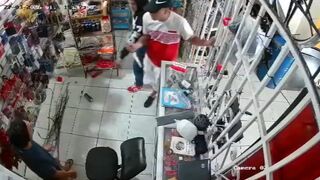 Violent Robbers Repeatedly Stab Two Employees in Brutal Auto Parts Store Attack
