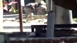 Rare footage of baghdad sniper (Juba) targeting coalition forces in Iraq