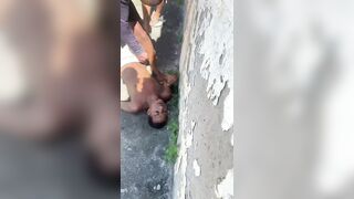 Robbery With Scissors Ends With Good Beating