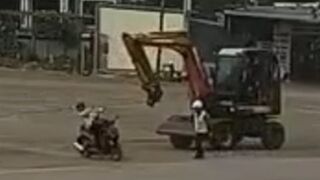 Motorcyclist Killed Instantly After Steel Cable Slashes His Neck in Construction Zone