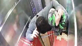 Two Workers  Fall Down The Shaft In An Overloaded Elevator