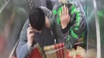 Two Workers  Fall Down The Shaft In An Overloaded Elevator