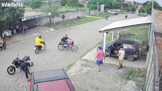 Machete Maniac Butchers Victim in Broad Daylight Street Slaughter