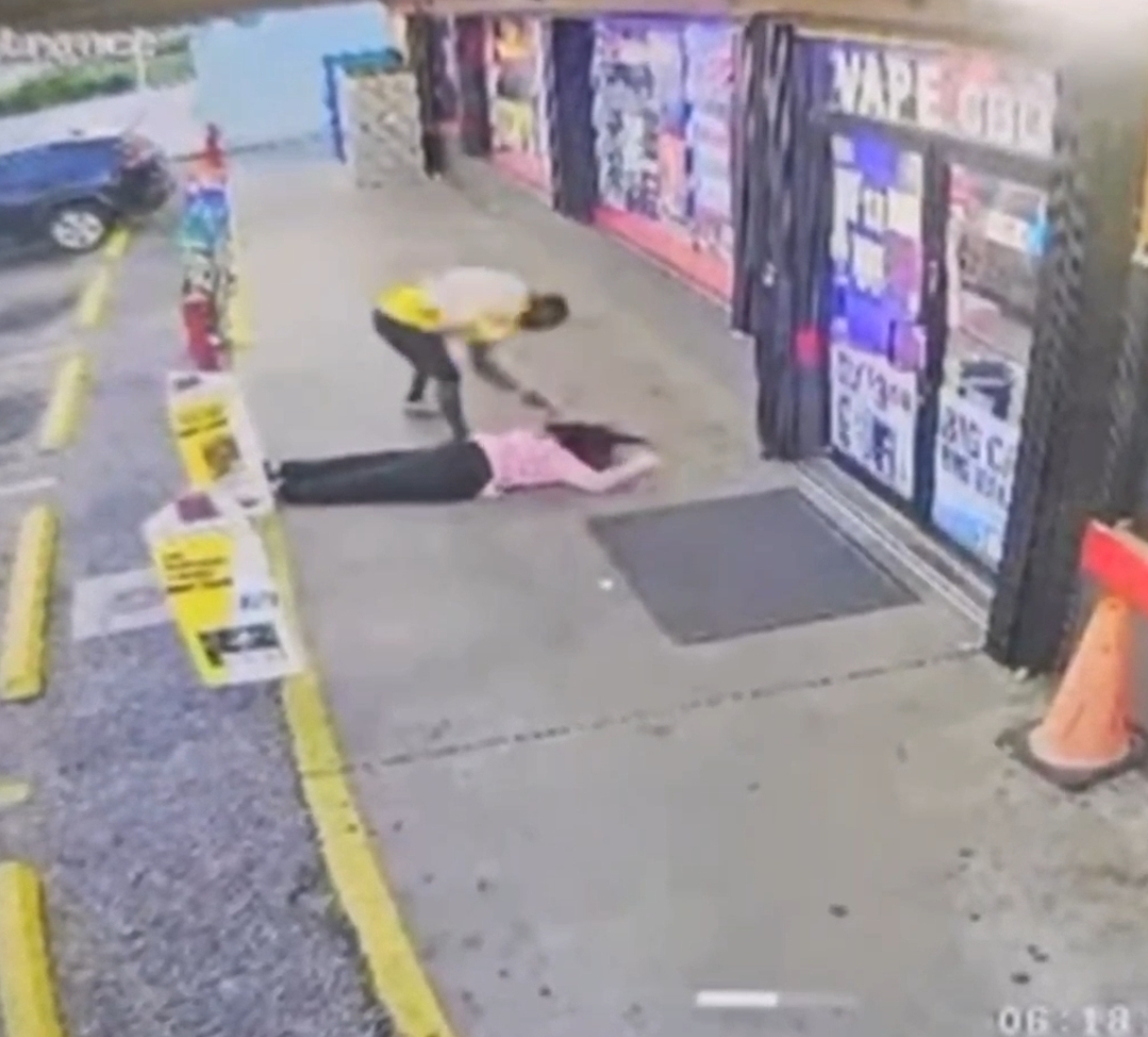 Insane man murders unsuspecting female convenience store clerk with hammer.