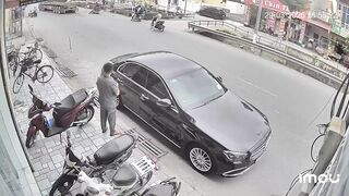 Motorcyclist & Passenger Pulled Into Traffic Without Looking – Truck Crushes to Death