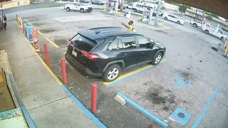 Florida Woman Gets Hammered to Death (Another Angle)
